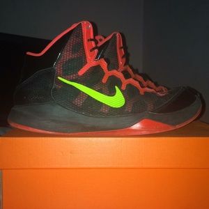 Nike Men’s Basketball Shoes Size 11